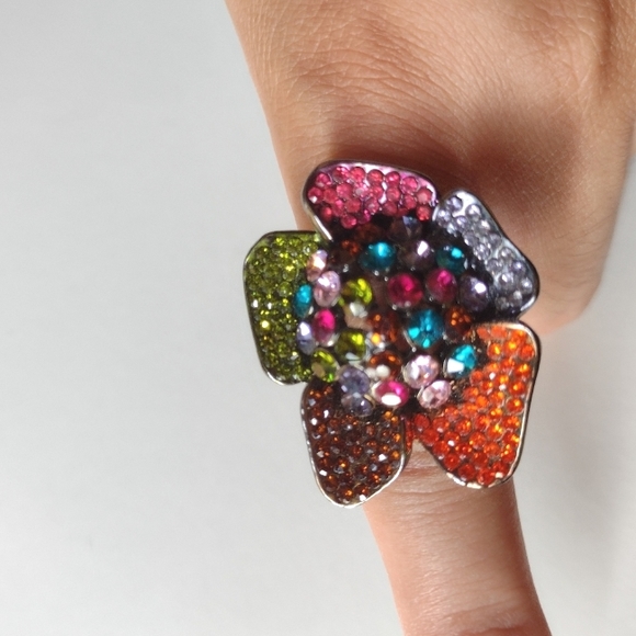 Large Flower Rhinestone Multicolor Accent Ring - Picture 2 of 4